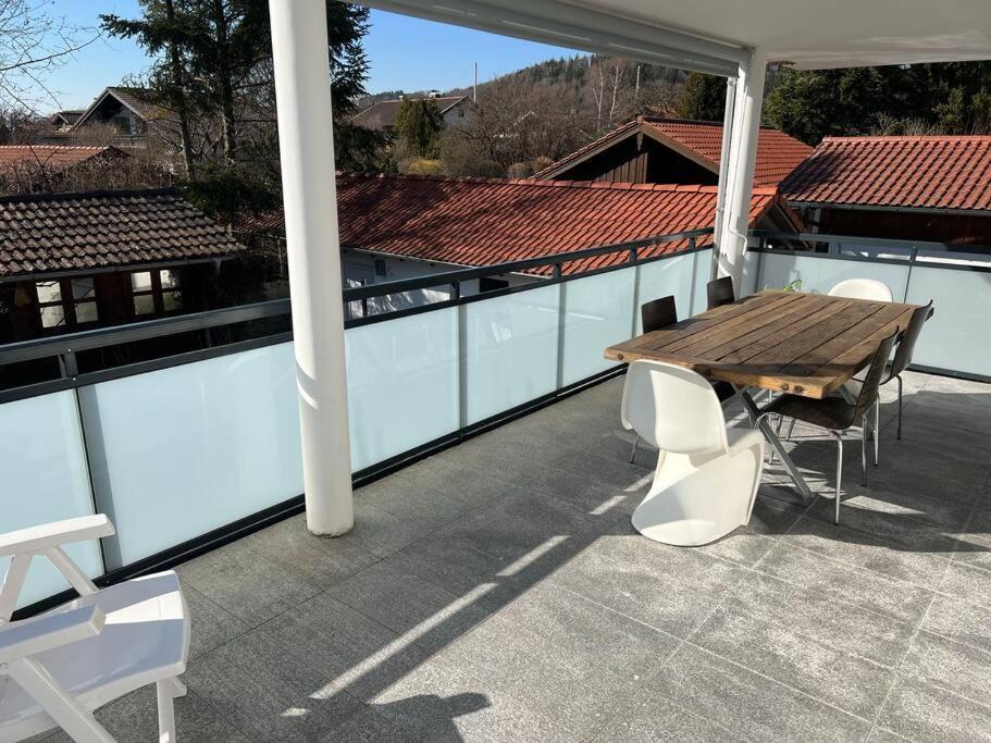 Gemuetliche Wohnung Mit Grosser Terrasse Bruckmühl エクステリア 写真