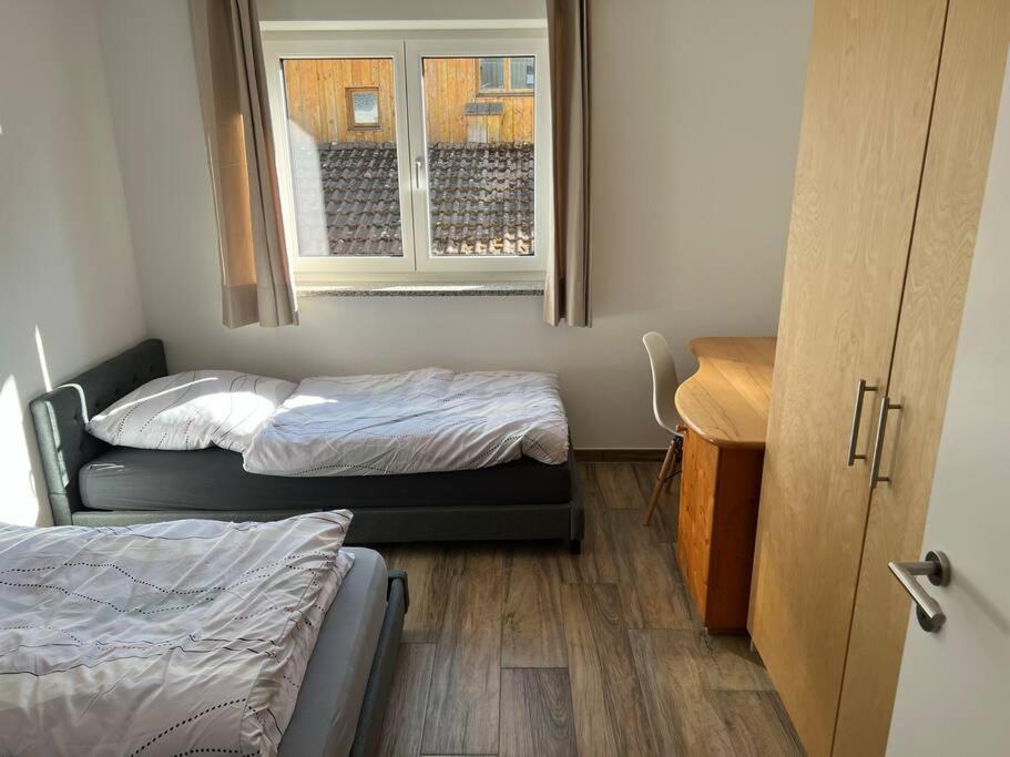 Gemuetliche Wohnung Mit Grosser Terrasse Bruckmühl エクステリア 写真